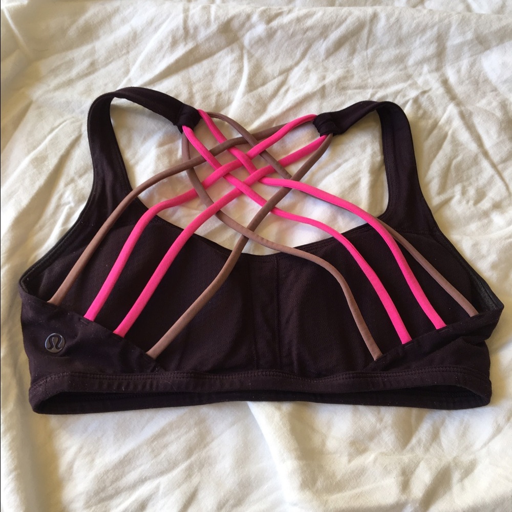 Lululemon Free to Be Wild bra Sz 4