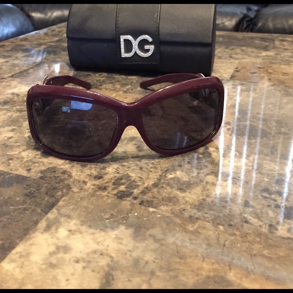 Dolce and Gabbana sunglasses main image 4