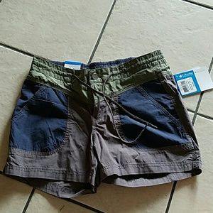 Columbia Women's Down the Path Shorts