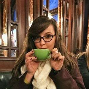 Meet your Posher, Natalie