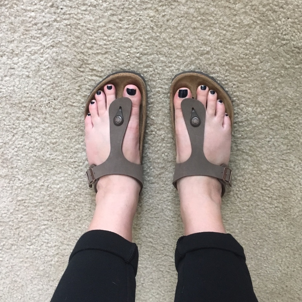 Tan/nude Birkenstock thing sandals.