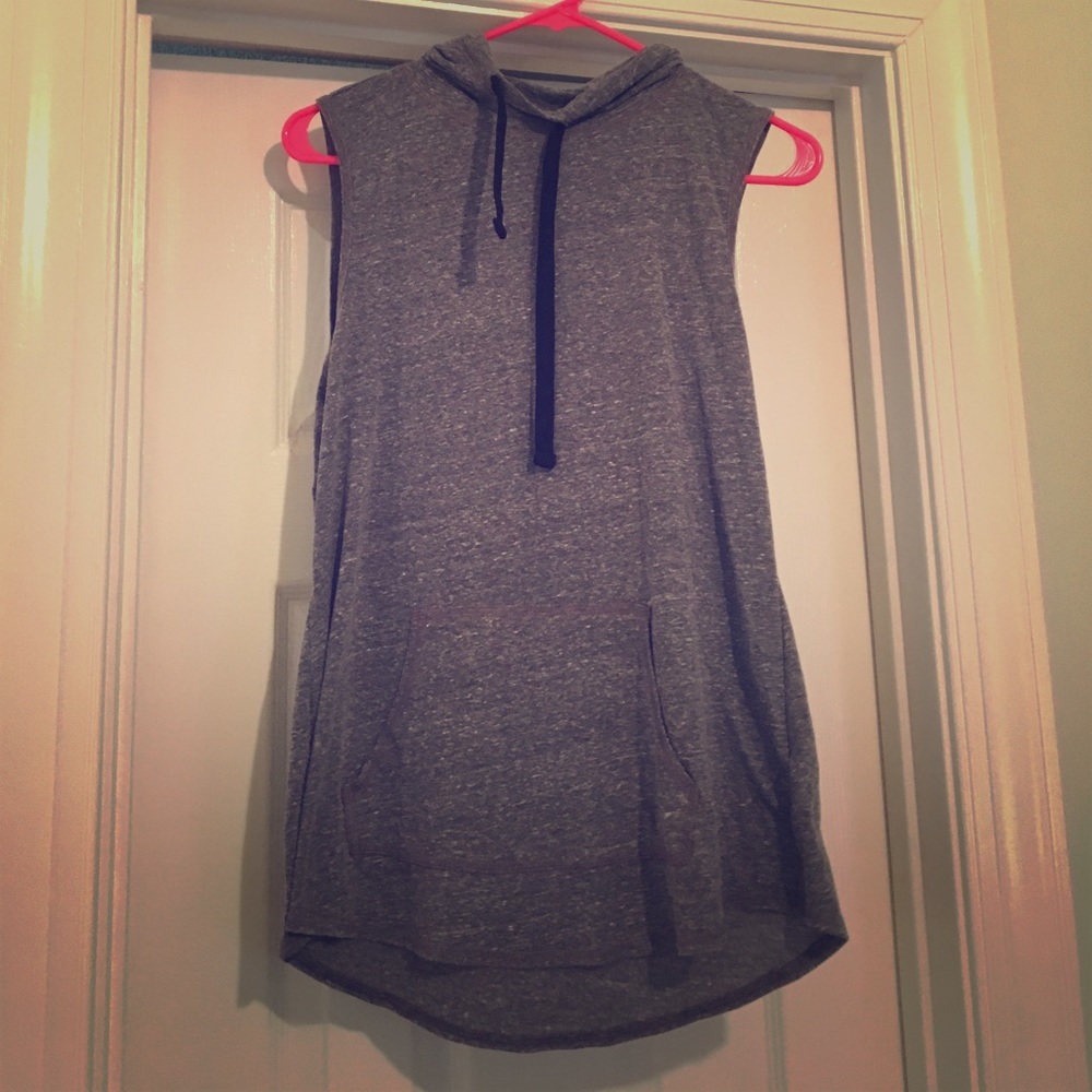 Super cute hooded tank