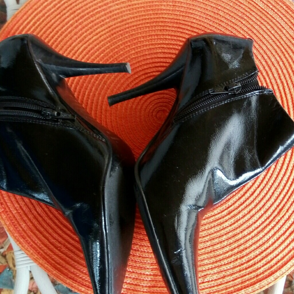 NINE WEST Bootie boots