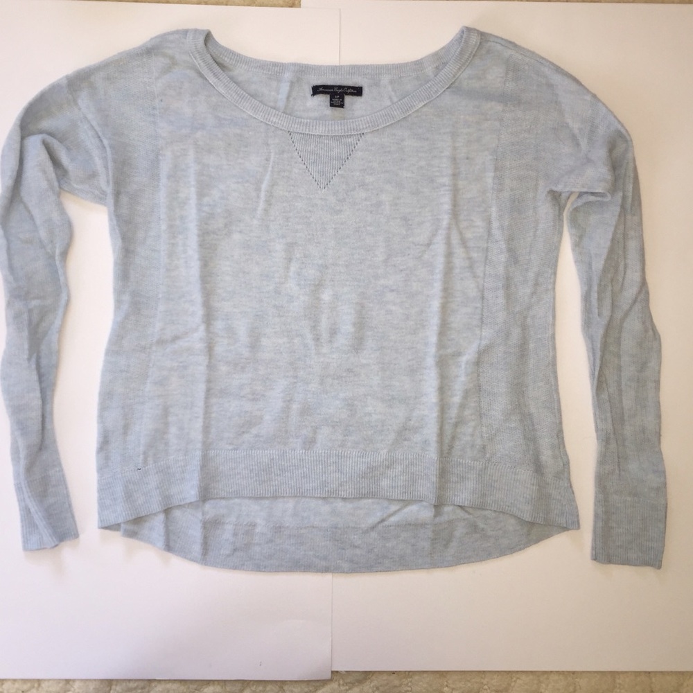 Lightweight sweater