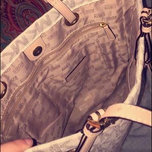 Michael kors purse