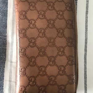 Auth Gucci Bronze Embossed Leather Wallet Clutch