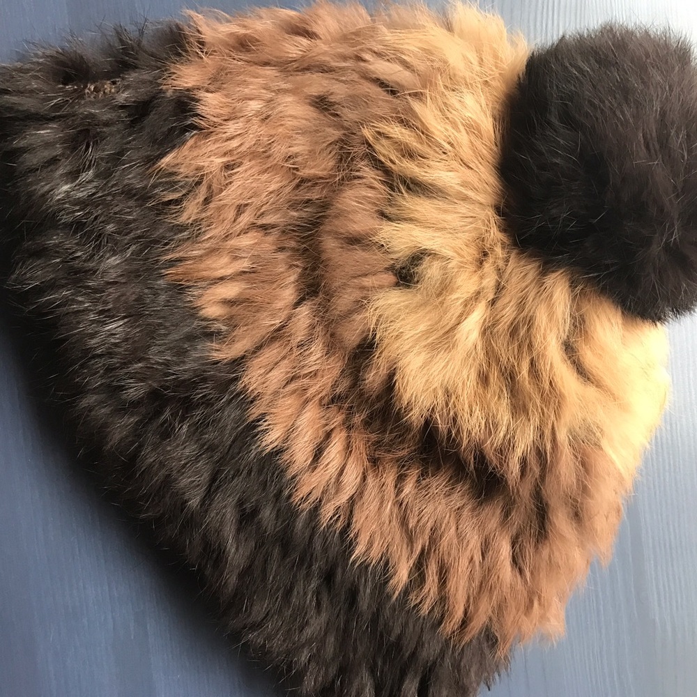 Marc by Marc Jacobs - Fur beanie