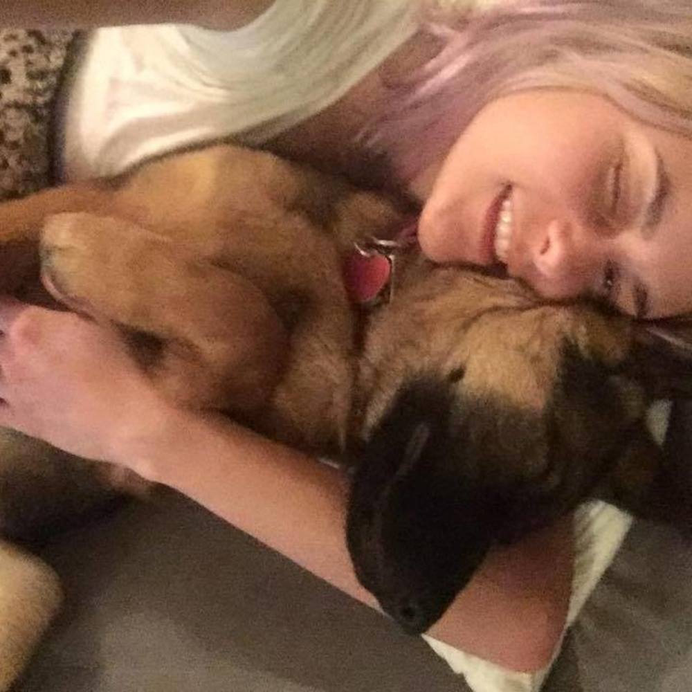 Meet your Posher, Sierra