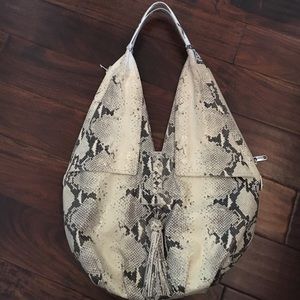 Gorgeous Alexis Hudson snake skin (look) bag