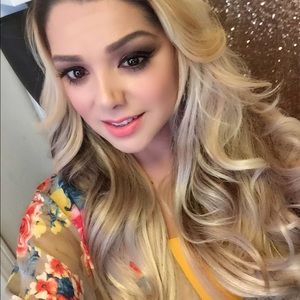 Meet your Posher, Crystal