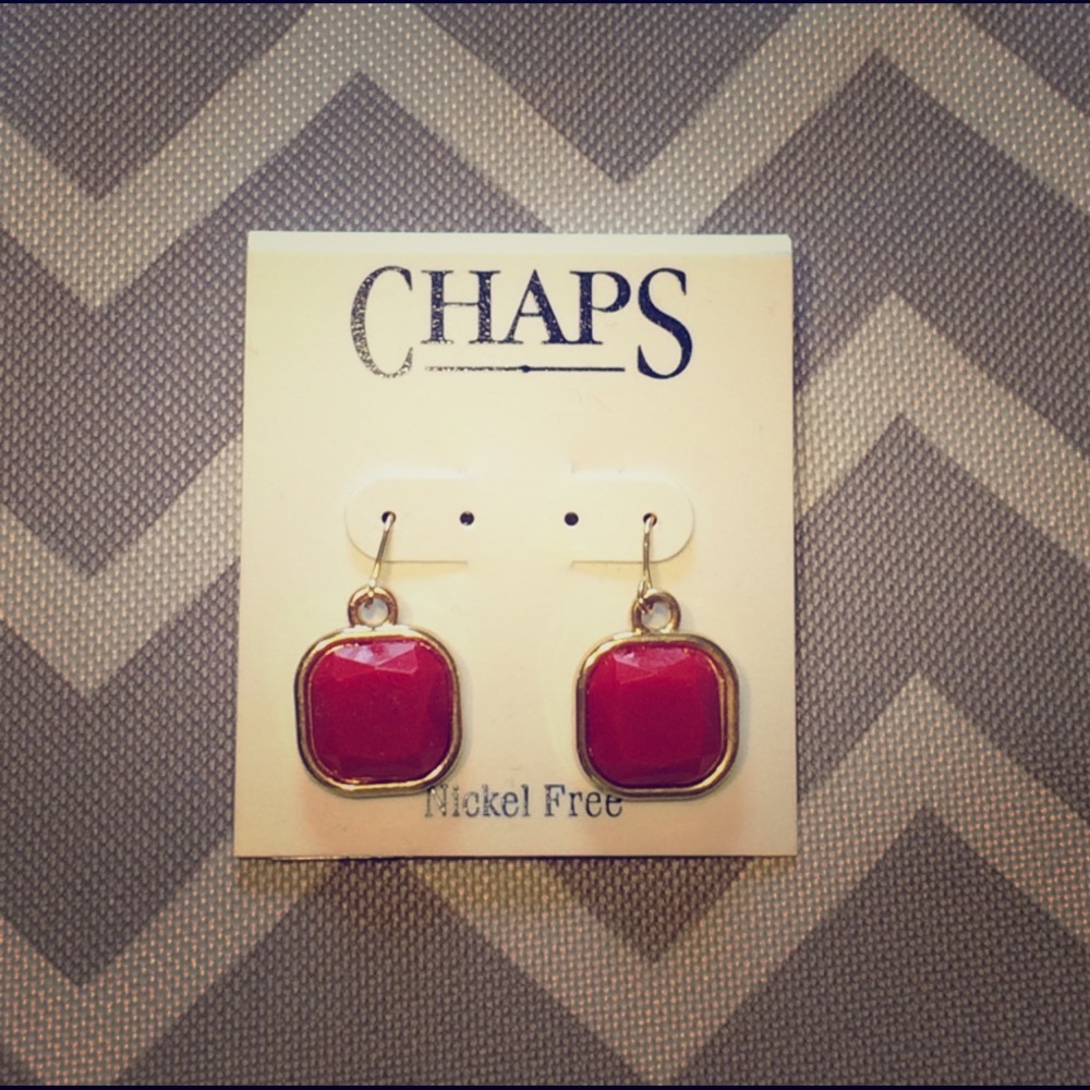 💋FREE w/ $15 purchase! Red earrings by Chaps