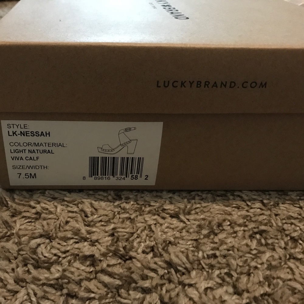 Lucky Brand Chunky heel Sandals - Picture 1 of 4