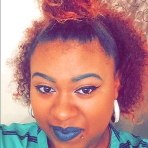 Meet your Posher, Destiny