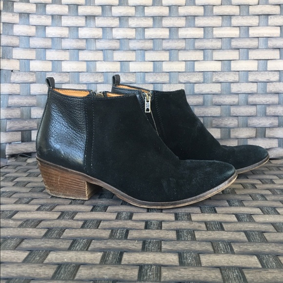 Madewell Shoes - Madewell black leather and suede boots