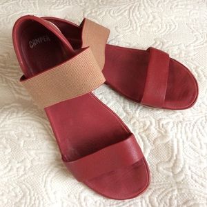 Camper right women's sandals in red and tan