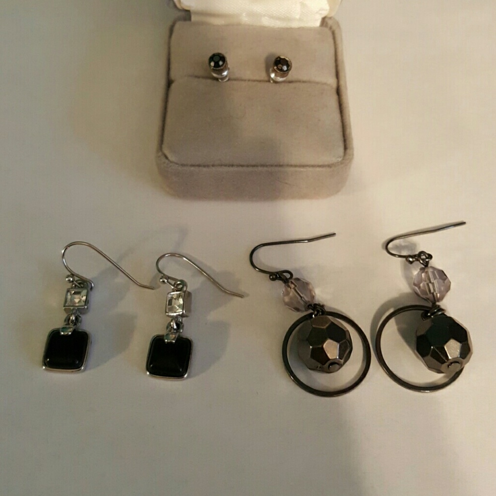 Earings