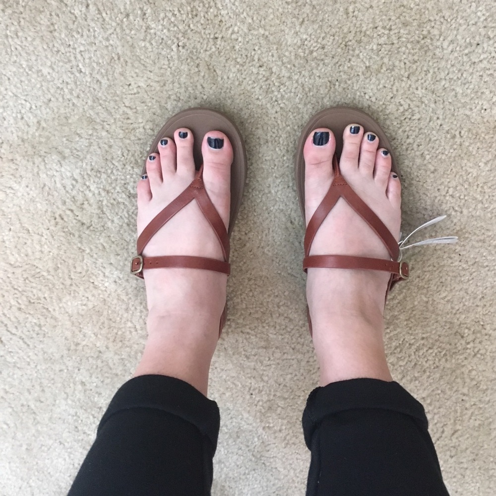 Brand new brown Fit Flop sandals