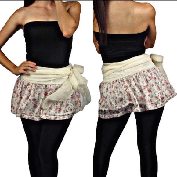 Pink Floral Mini Skirt w/ Sash Tie - Picture 4 of 5