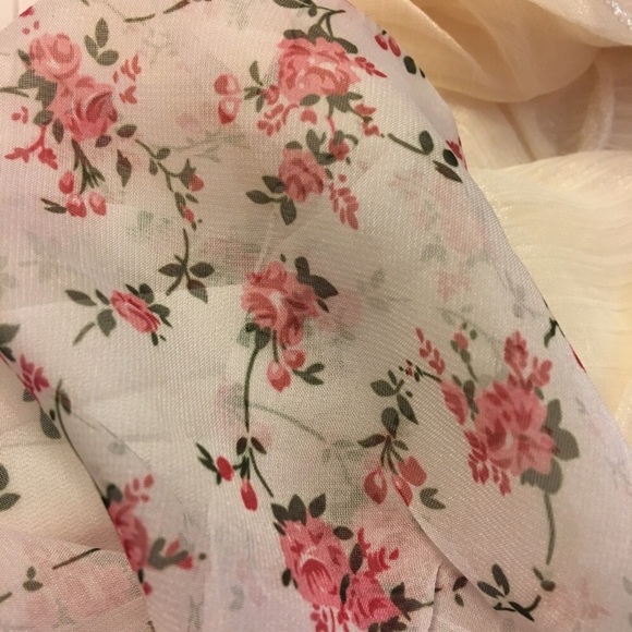 Pink Floral Mini Skirt w/ Sash Tie - Picture 5 of 5