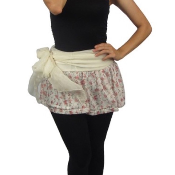 Pink Floral Mini Skirt w/ Sash Tie - Picture 2 of 5