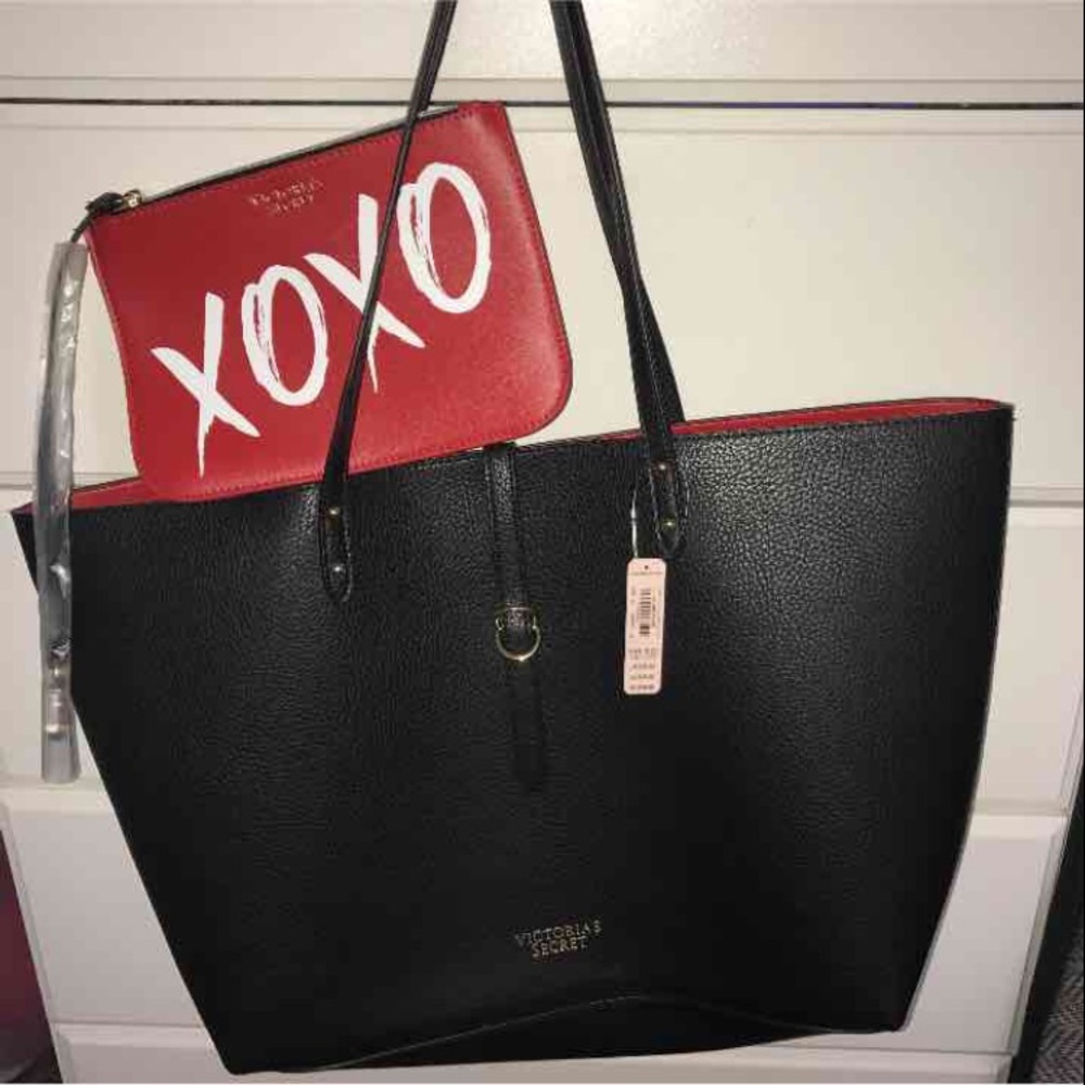 NWT Victoria's Secret Tote and Wristlet