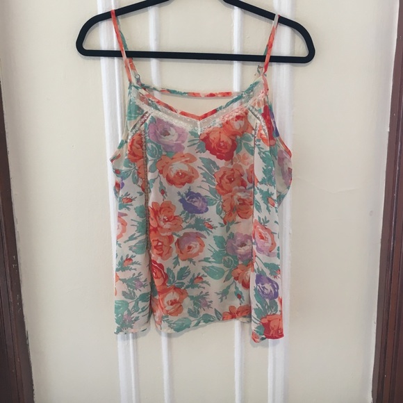Forever 21 Tops - Floral Print Flowy Tank