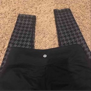 Lululemon leggings size 4