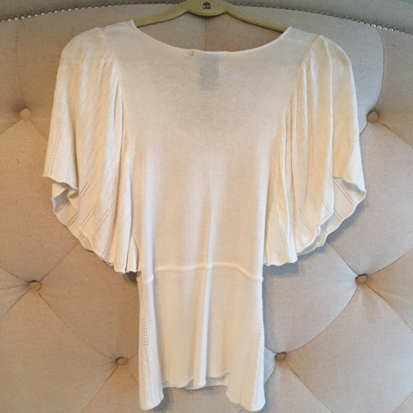 Cream crochet knit top small - Picture 2 of 5