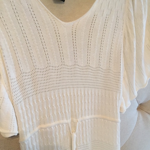 Cream crochet knit top small - Picture 3 of 5