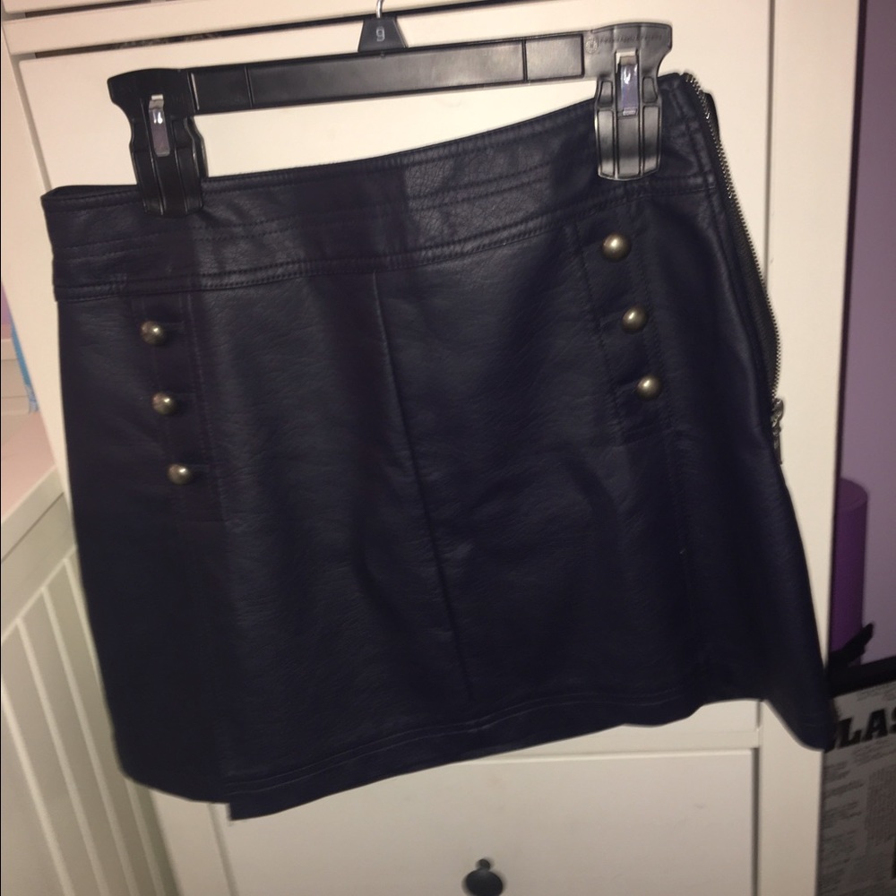 Only wore once!