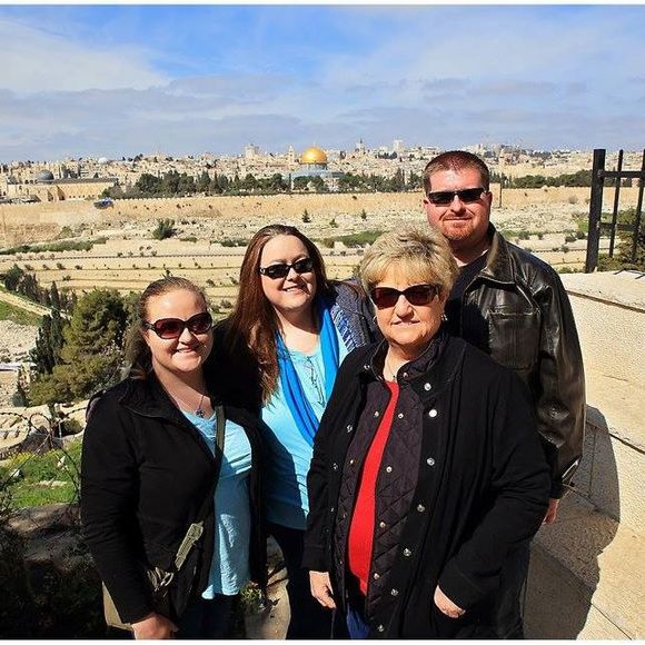 Meet your Posher, Beverly - Picture 1 of 1