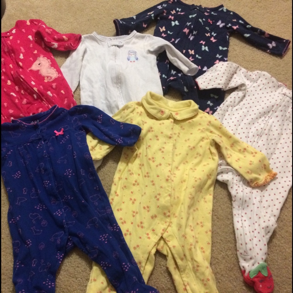 6 sets of pajamas. Long sleeved, 5 footed.