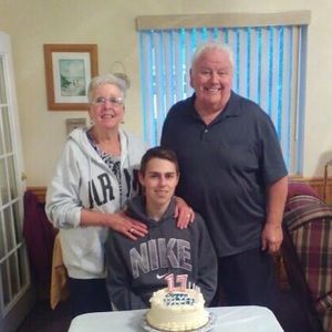 Meet your Posher, Kenneth