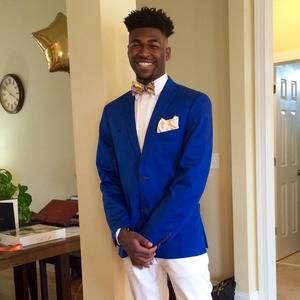 Meet your Posher, Elias