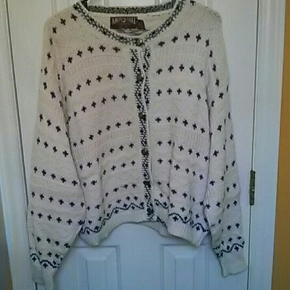 American Eagle sweater