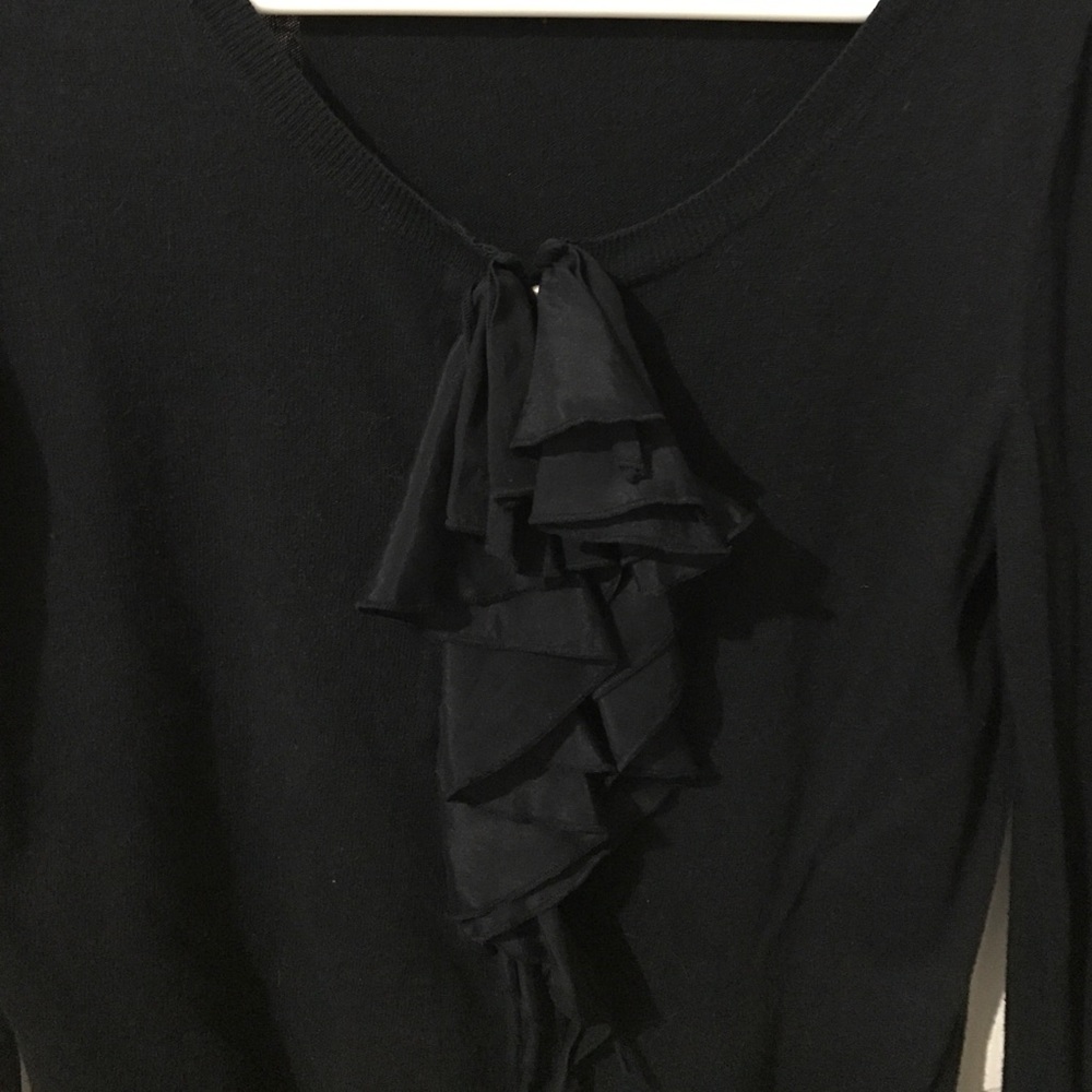 Slight Ruffle Sweater- GAP - Picture 2 of 3