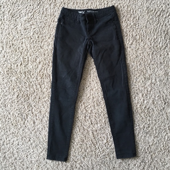 Mossimo Supply Co. Denim - Mossimo mid rise jeggings