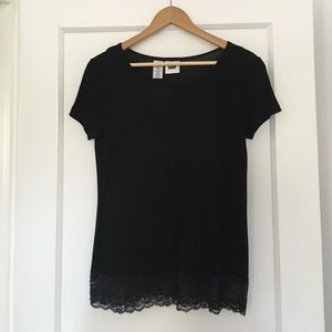 DKNY t-shirt blouse with lace detail Size S