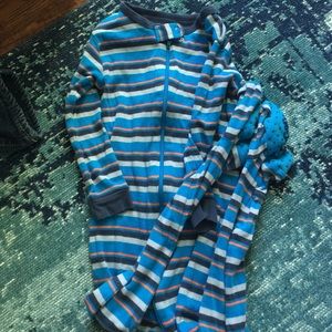 Baby Gap cotton footed pajamas