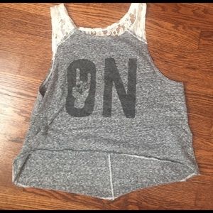 grey tank top
