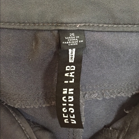 DESIGN LAB Gray Jeans - Picture 3 of 3