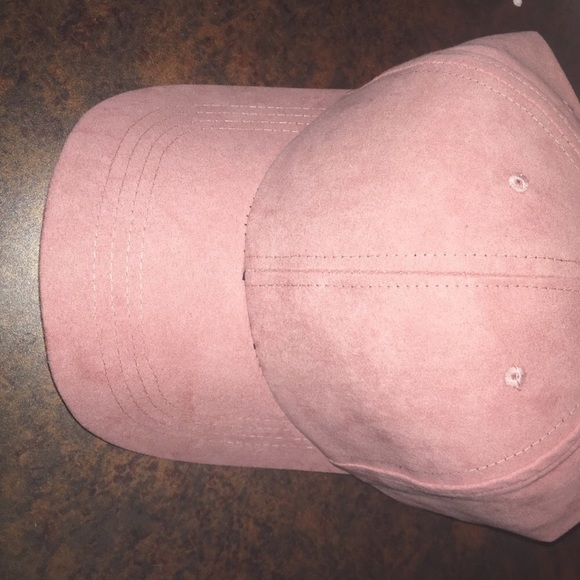 Rose pink suede hat - Picture 2 of 3