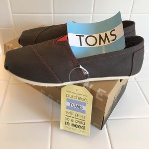 Toms