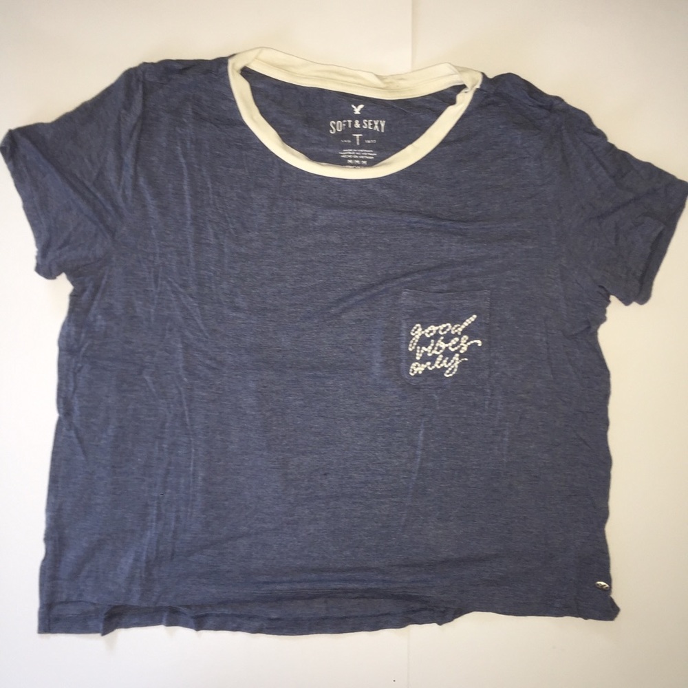 "Good vibes only" t shirt