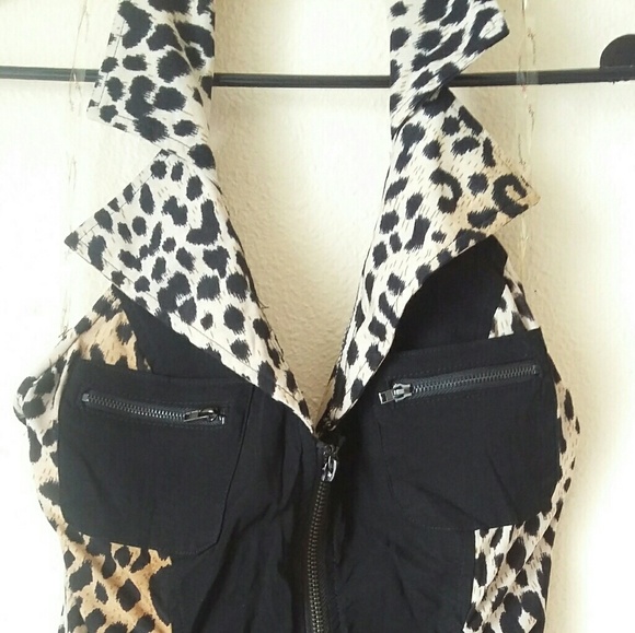 Halter Top - Picture 3 of 3