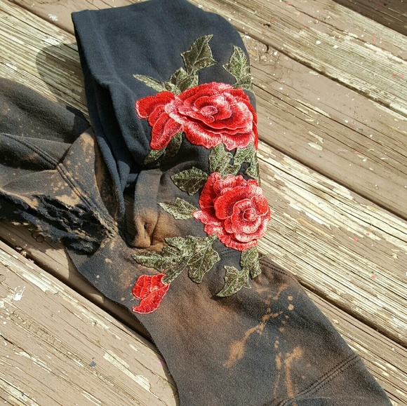 Made of order Grunge Rose Hoodie - Picture 2 of 4