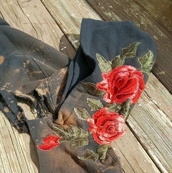 Made of order Grunge Rose Hoodie - Picture 3 of 4