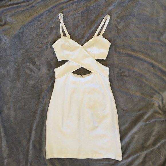 White Crisscross Bodycon Dress - Picture 4 of 4