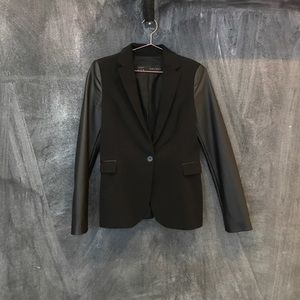 Blazer with leather sleeves