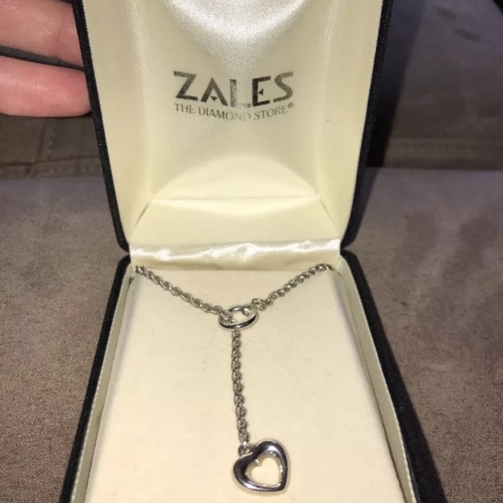 14k White Gold Lariat Slip Thru Heart 18" Necklace